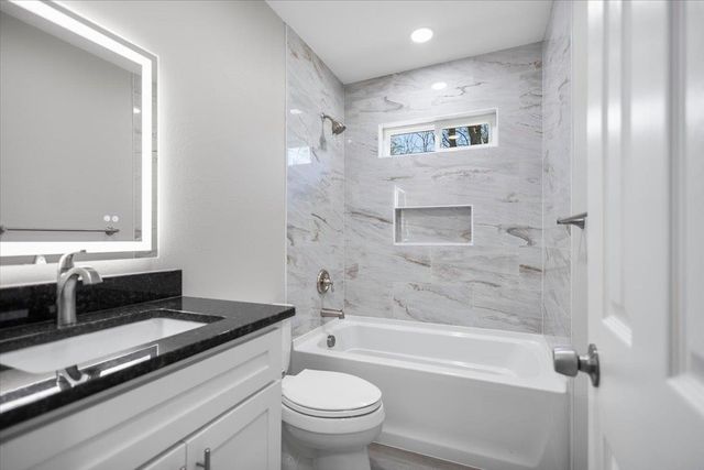 702 S Montgomery, Gilmer, TX 75644