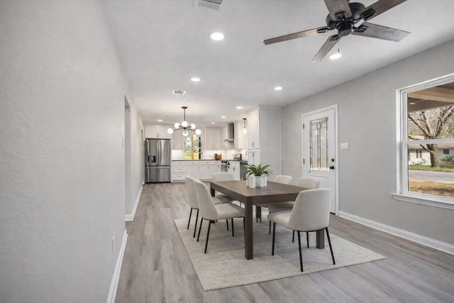 702 S Montgomery, Gilmer, TX 75644