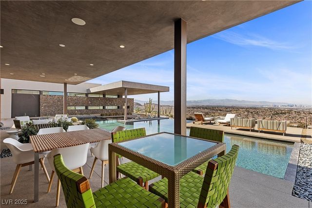 11 Cloud Chaser Boulevard, Henderson, NV 89012