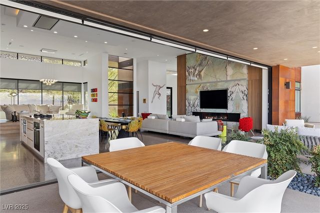 11 Cloud Chaser Boulevard, Henderson, NV 89012