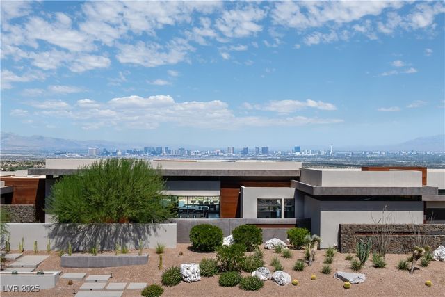 11 Cloud Chaser Boulevard, Henderson, NV 89012