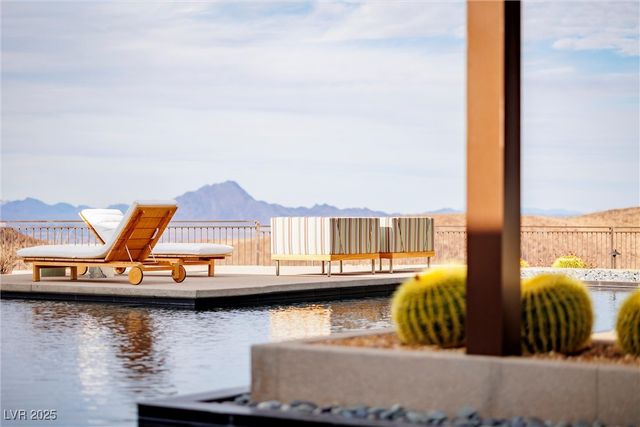 11 Cloud Chaser Boulevard, Henderson, NV 89012