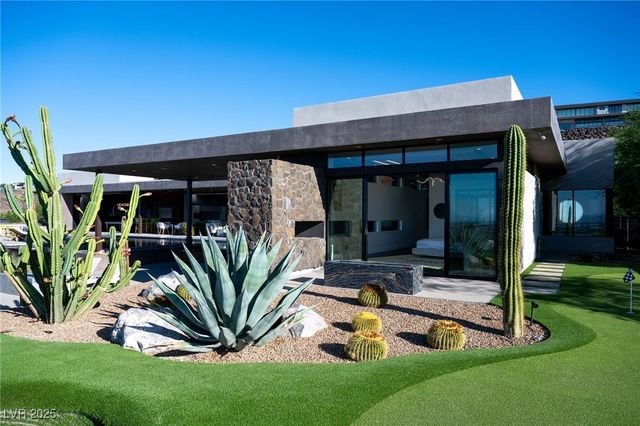 11 Cloud Chaser Boulevard, Henderson, NV 89012