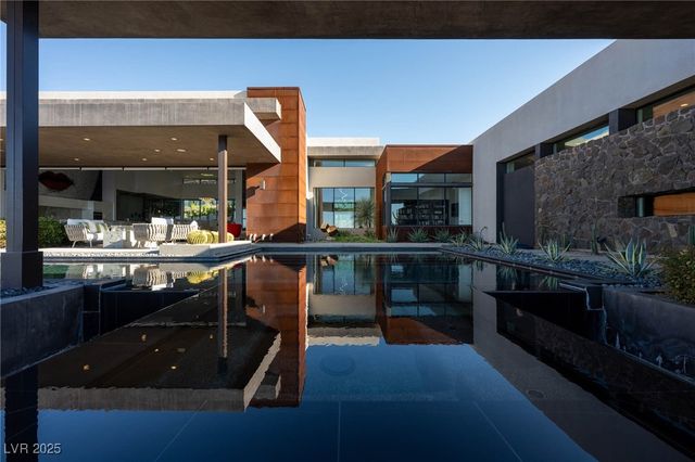 11 Cloud Chaser Boulevard, Henderson, NV 89012