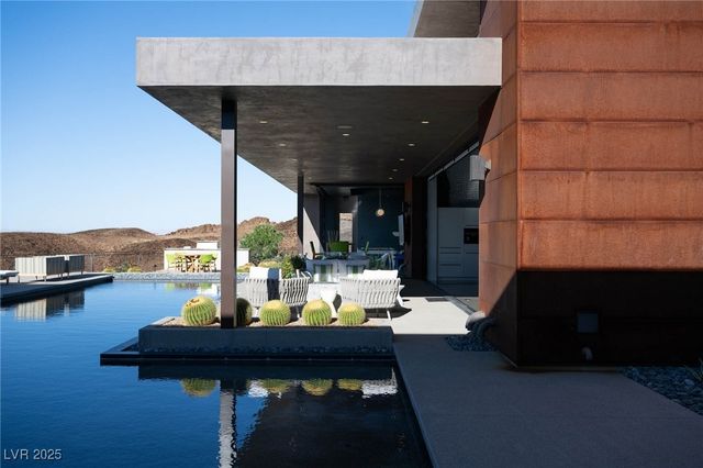 11 Cloud Chaser Boulevard, Henderson, NV 89012