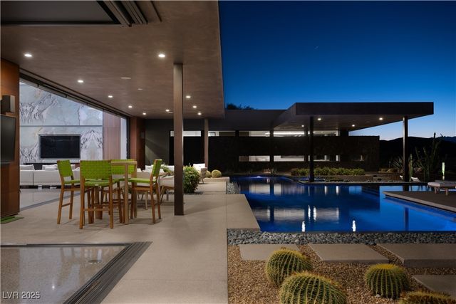 11 Cloud Chaser Boulevard, Henderson, NV 89012