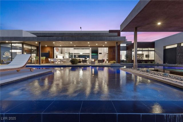 11 Cloud Chaser Boulevard, Henderson, NV 89012