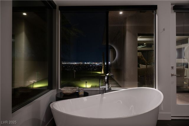 11 Cloud Chaser Boulevard, Henderson, NV 89012