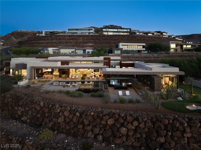 11 Cloud Chaser Boulevard, Henderson, NV 89012