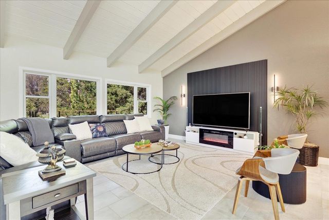 587 Saint Andrews Drive, Aptos, CA 95003