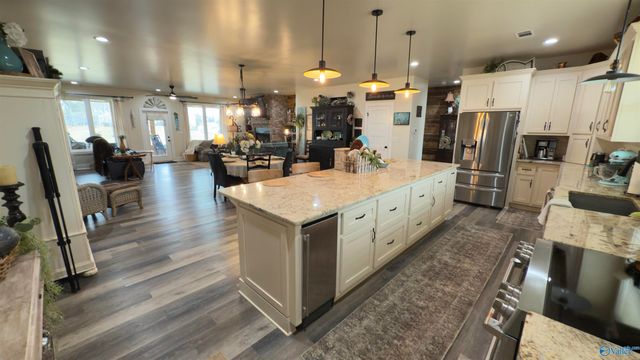 1445 Big Nose Drive, Centre, AL 35960