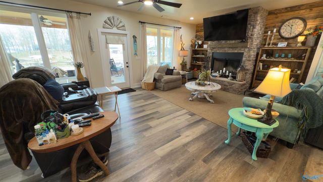 1445 Big Nose Drive, Centre, AL 35960