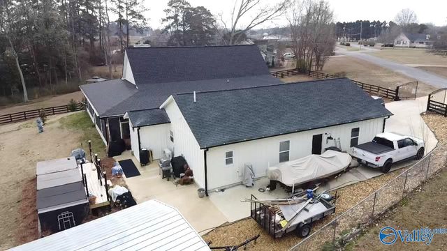 1445 Big Nose Drive, Centre, AL 35960