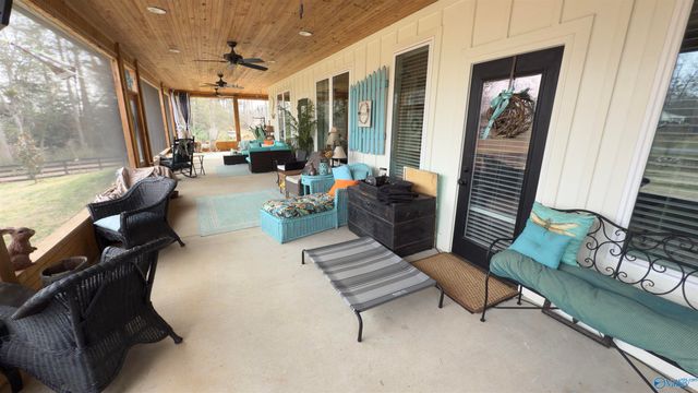 1445 Big Nose Drive, Centre, AL 35960