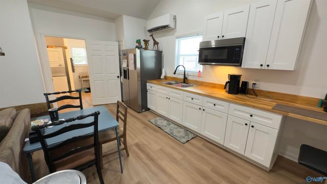 1445 Big Nose Drive, Centre, AL 35960