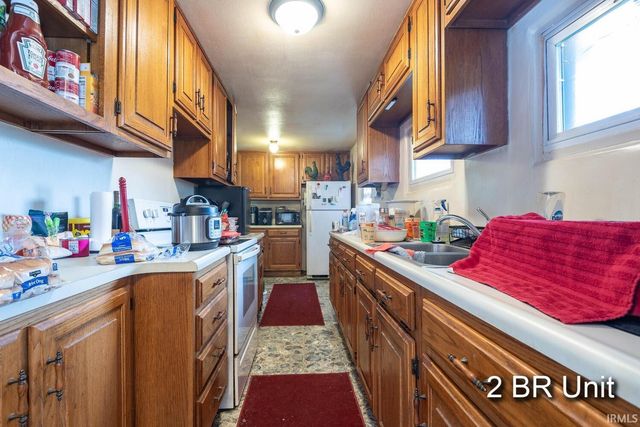 314 W Association Street, Ellettsville, IN 47429