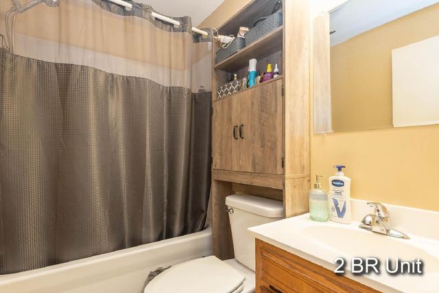 314 W Association Street, Ellettsville, IN 47429