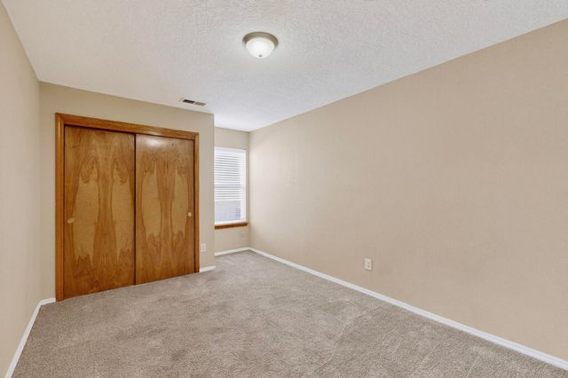 6443 Brenton Drive NW, Albuquerque, NM 87120