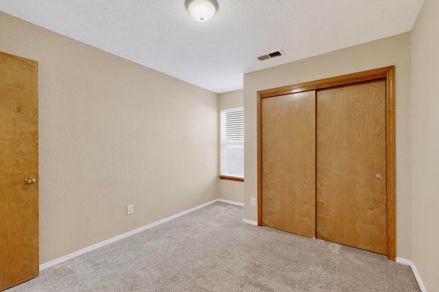 6443 Brenton Drive NW, Albuquerque, NM 87120