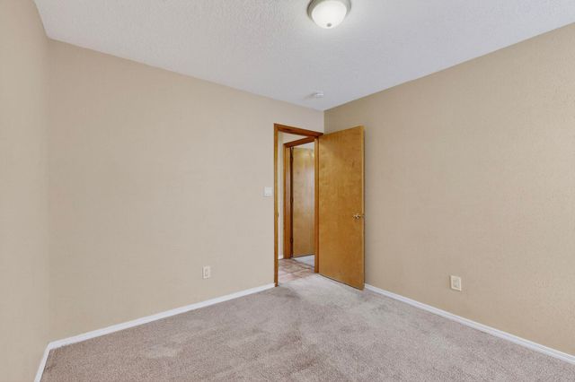 6443 Brenton Drive NW, Albuquerque, NM 87120