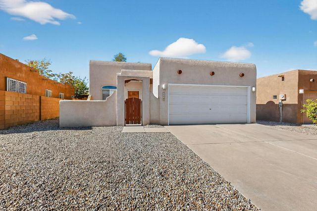 6443 Brenton Drive NW, Albuquerque, NM 87120