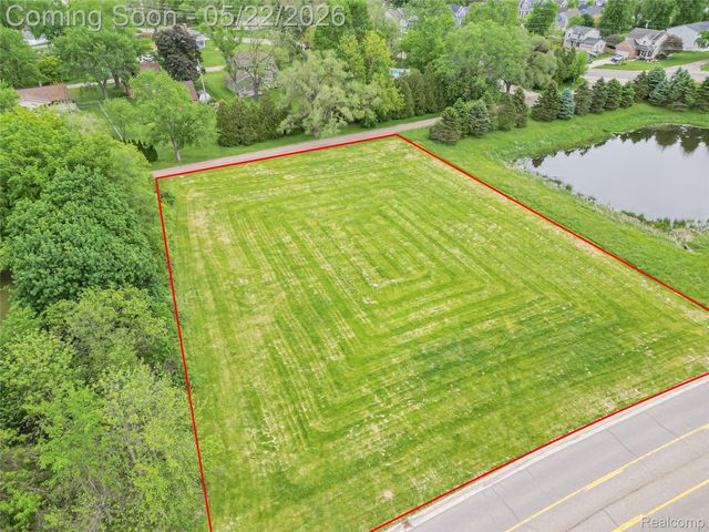 57735 New Hudson Drive, Lyon Charter Township, MI 48165