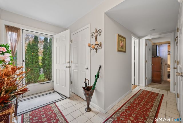 10 Linden Court 10, Bloomfield, CT 06002