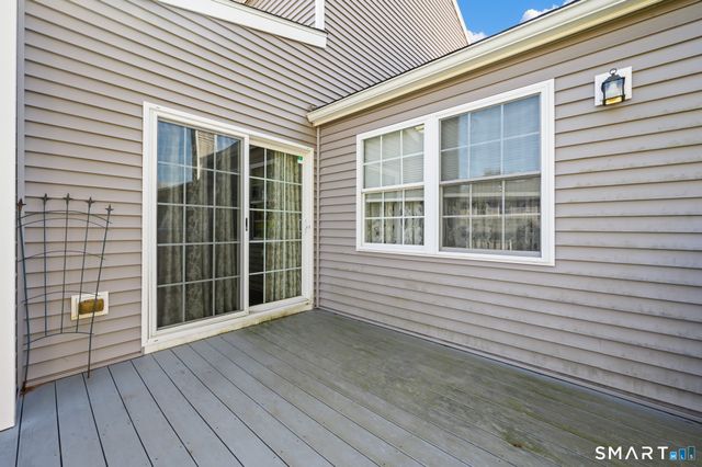 10 Linden Court 10, Bloomfield, CT 06002