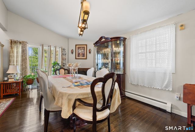 10 Linden Court 10, Bloomfield, CT 06002