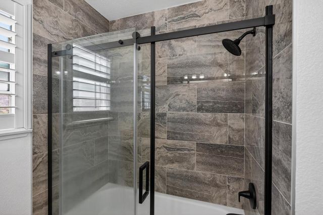 6327 Laguna Villa Way, Elk Grove, CA 95758