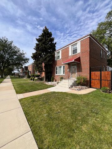 5238 S Hamlin Avenue, Chicago, IL 60632