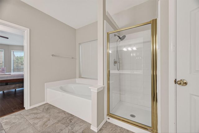 5911 Indian Hills Ln Lane, Sugar Land, TX 77479