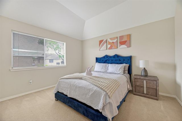 5911 Indian Hills Ln Lane, Sugar Land, TX 77479