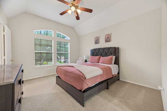 5911 Indian Hills Ln Lane, Sugar Land, TX 77479