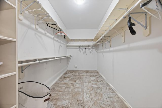 5911 Indian Hills Ln Lane, Sugar Land, TX 77479