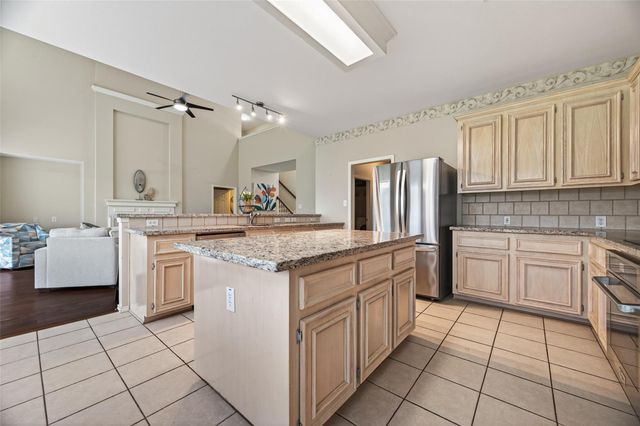 5911 Indian Hills Ln Lane, Sugar Land, TX 77479