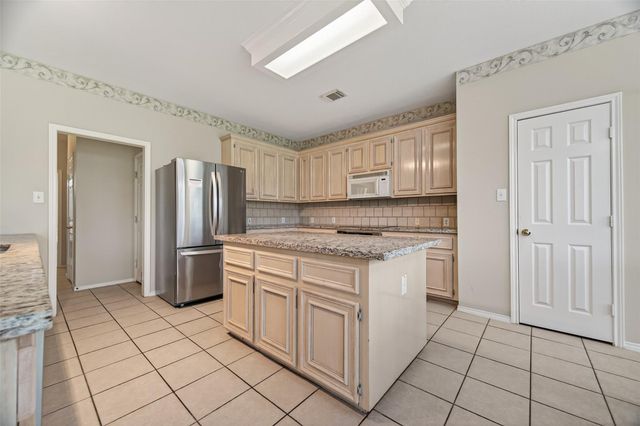 5911 Indian Hills Ln Lane, Sugar Land, TX 77479