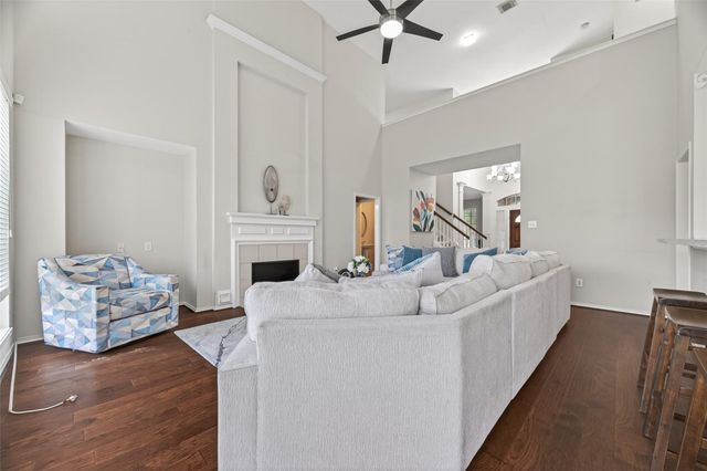 5911 Indian Hills Ln Lane, Sugar Land, TX 77479