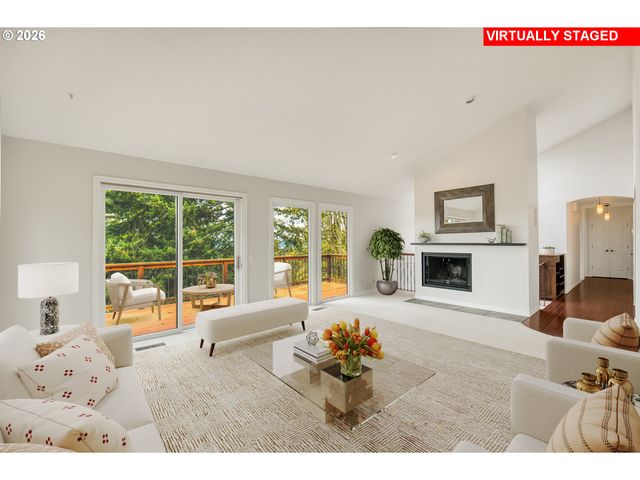 1610 LEE St, Lake Oswego, OR 97034