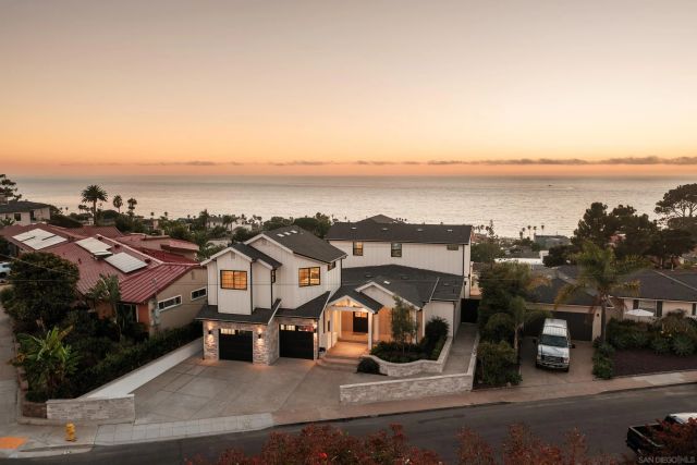 1185 Barcelona Dr, San Diego, CA 92107