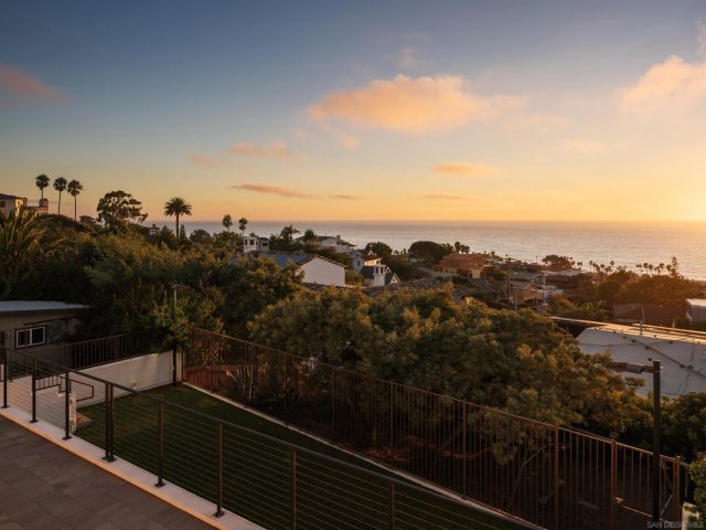 1185 Barcelona Dr, San Diego, CA 92107