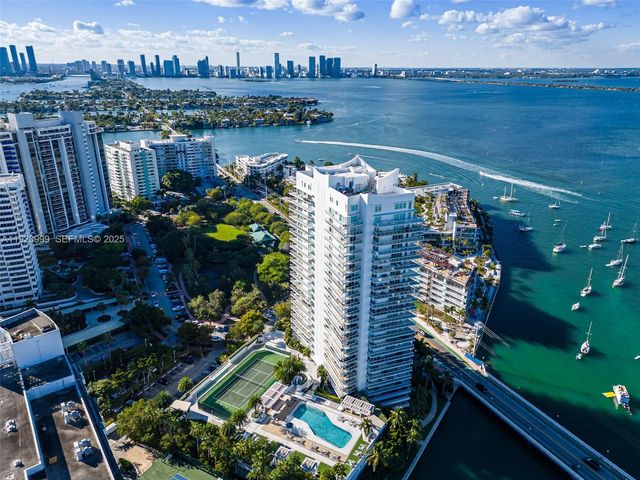 10 Venetian Way 1903, Miami Beach, FL 33139