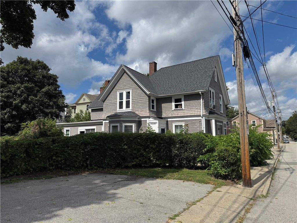 121 Duke Street, East Greenwich, RI 02818