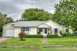 922 W Bayview Blvd, Portland, TX 78374
