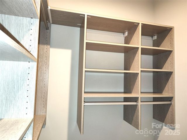 1538 Kee Court, Charlotte, NC 28203