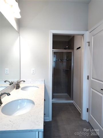 1538 Kee Court, Charlotte, NC 28203