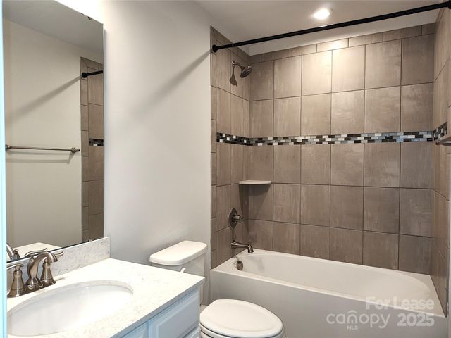 1538 Kee Court, Charlotte, NC 28203