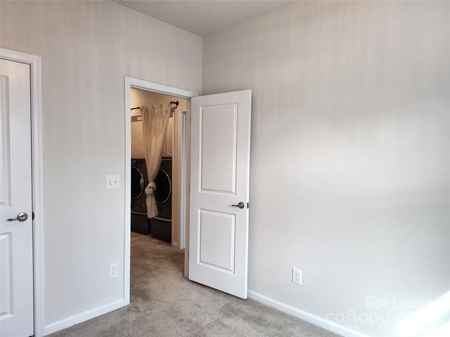 1538 Kee Court, Charlotte, NC 28203