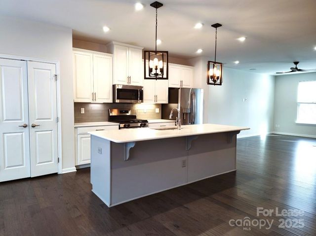 1538 Kee Court, Charlotte, NC 28203