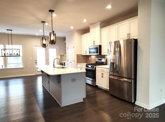 1538 Kee Court, Charlotte, NC 28203